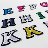 Vente flash - Mini patchs - Nouvelle taille petite - Alphabet anglais A-Z - Lettres brodées - Autocollants thermocollants pour bricolage - Décoration de chapeau