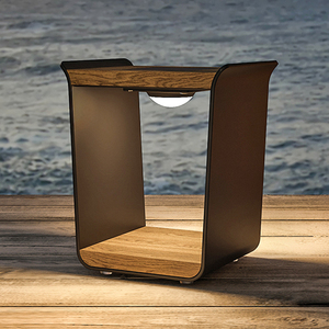 Lámpara de luz LED recargable con energía <span class=keywords><strong>solar</strong></span> de Guangdong, farol de suelo de Metal negro para decoración de jardín al aire libre, clasificación IP65 - Product Image 1