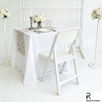 Chaises pliantes Wimbledon de couleur blanche, dernier design, best-seller pour les événements et les mariages.