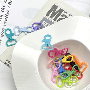 Hebilla de Plástico con Clip de 41 mm, Color Caramelo, Accesorio Duradero para Llavero, para Manualidades DIY - Product Image 2