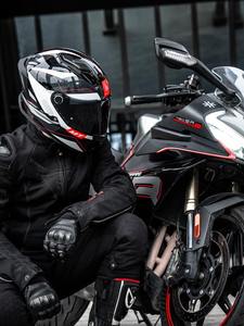 หมวกกันน็อค MT Helmets รุ่น STINGER 2 สำหรับทุกเพศทุกวัย ระบายอากาศได้ดี ใช้ได้ทุกฤดู  แบบเต็มใบ ได้รับมาตรฐาน ECE R22.06 ผลิตจากวัสดุ ABS  ระบบปิดแบบปลดเร็ว ของใหม่ - Product Image 5