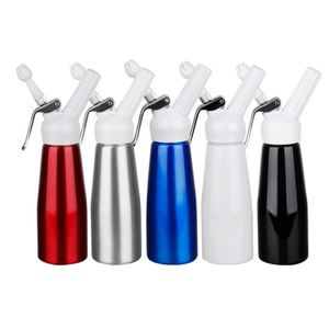 Distributeur de crème en acier inoxydable de 500 ml avec étui en cuir - Product Image 4