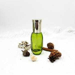 Contenants pour Soins de la Peau Emballage Cosmétique Ensemble de Pots en Verre Vert avec Pompe Scellée pour Tonique Lotion Crème Crème Visage Carton - Product Image 1