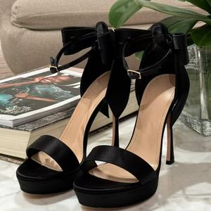 รองเท้าส้นสูงแฟชั่นผู้หญิงแบบส้นเข็ม สายรัดหัวเข็มขัด ไซส์ใหญ่ รองเท้าส้นตึก รองเท้าแตะส้นสูงสำหรับฤดูร้อน รองเท้าสำหรับงานปาร์ตี้กลางแจ้ง - Product Image 3