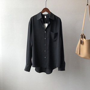 Blus dan kemeja wanita, pakaian sehari-hari kantor berkancing kerah rebah desain terbaru - Product Image 3