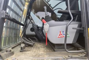 Excavadora Komatsu de segunda mano nueva en Shanghai disponible ahora Komatsu PC220 PC240 en stock - Product Image 6