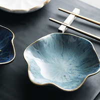 Plateau en céramique jetable écologique en forme de fleur de cerisier, motif végétal, design dernier cri, plat à sauce soja en porcelaine
