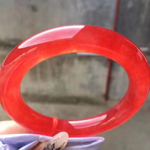 PFT Paloma de hielo Sangre Roja Cuarcita Jade Pulsera de hielo alto Jadeíta roja Tira plana Tira redonda Imitación Ágata roja Pulsera de jade - Product Image 1