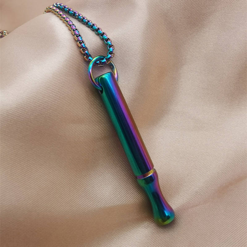 มีสีสัน