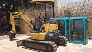 Pelle hydraulique d'occasion KOMATSU PC30MR Mini pelleteuse sur chenilles PC35MR en excellent état - Product Image 2