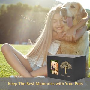 Urna Funeraria Moderna di Lusso Ecologica per Animali Domestici, Design Rettangolare in Legno Massiccio Nero con Motivo Albero della Vita e Foto del Cane in Ottone - Product Image 2