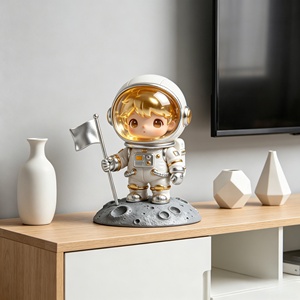 Persiguiendo los Sueños en <span class=keywords><strong>el</strong></span> Espacio: Figura Coleccionable de Resina de un Pequeño <span class=keywords><strong>Astronauta</strong></span> Dorado. Esta Figura es Tallada y Fundida por Bozhiyi - Product Image 4