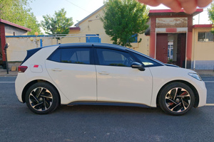 <span class=keywords><strong>Volkswagen</strong></span> ID.3 2021 SUV Elettrico Usato in Buone Condizioni, Automatico, Turbo, Sedili in Pelle, Pneumatici R19, Guida a Sinistra - Product Image 6