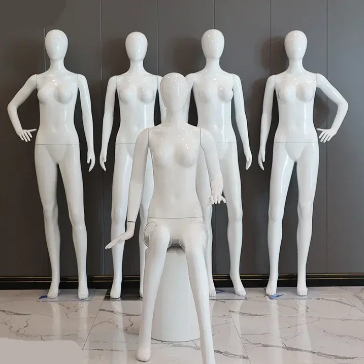 New Design Moda Feminina Em Pé Manequins Branco Fosco Manequim De Corpo Inteiro Com Cara De Ouro Fantasia Mulheres Manequim Display