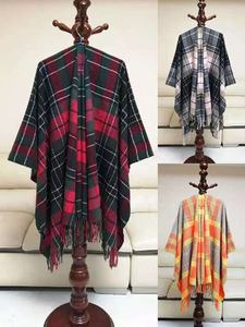 <span class=keywords><strong>Scialle</strong></span> Pashmina Trendy in Viscosa e Cashmere <span class=keywords><strong>con</strong></span> <span class=keywords><strong>Maniche</strong></span> a Pipistrello - Product Image 6