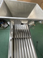Machine de remplissage et de capsulage de comptage de tubes de comprimés effervescents GR-80
