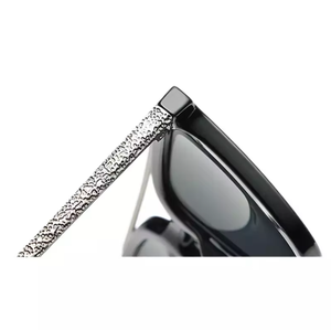 Lunettes de soleil carrées classiques en métal, design élégant, monture hybride durable en TR90 et métal, unisexe, pour la plage et les voyages - Product Image 5