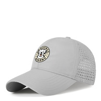 Nouvelle Casquette de Baseball Sportive 5 Panneaux en Coton Imperméable avec Logo Personnalisé en PVC, Lettres Découpées au Laser, Perforations et Cordon Réglable