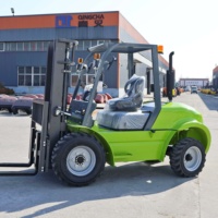 Nouveau chariot élévateur diesel avec fourches réglables, capacité de charge de 3 tonnes à 3,5 tonnes, moteur diesel, capacité tout-terrain