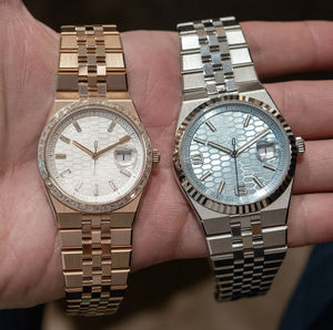 Montre automatique de style aventure pour homme Montre d'extérieur en acier inoxydable rouge - Product Image 3