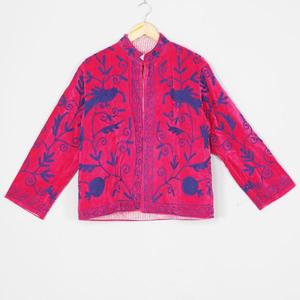 Chaqueta de Moda para Mujer, de Terciopelo, Bordada con Diseño Suzani, Hecha a Mano, Estilo Boho, Étnica, Vintage, Floral, Diseño de Autor, Venta al Por Mayor OEM ODM - Product Image 3