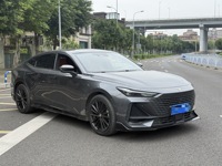 Véhicule d'occasion à faible kilométrage, berline sportive Changan UNI V 2023 2024 2025 1.5T essence automatique, conduite à gauche, en promotion