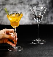Margaret Verre Gobelet Fête De Mariage Whisky Martini Gobelet Vin Fantaisie Forme Unique Cristal Verre Dessert Tasse