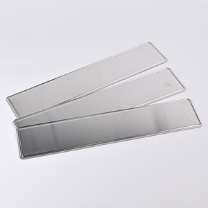Placa de matrícula de <span class=keywords><strong>coche</strong></span> en blanco de aluminio reflectante con borde en relieve personalizado del fabricante para <span class=keywords><strong>coche</strong></span> - Product Image 5