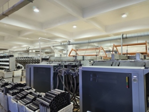 Convertisseur de fréquence KAIMIN KM7000 1,5 kW 220 V monophasé vers 380 V triphasé 50 Hz vers 60 Hz Variateur de vitesse AC VFD pour moteur - Product Image 4