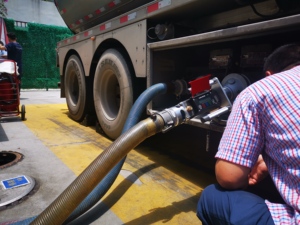 Caudalímetro de combustible portátil Sistema de alimentación de descarga por gravedad Medidor de flujo Gravedad potable de 30-30 cm - Product Image 2