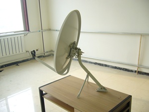 Antenne satellite offset Ku Band 80 cm en acier pour extérieur, <span class=keywords><strong>prix</strong></span> usine Chine - Product Image 4