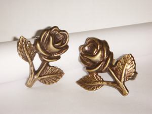 Juego de servilleteros de metal de latón dorado hecho a mano, servilleteros de diseño de hoja elegante para decoración de mesa de fiesta de boda - Product Image 6