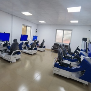 เครื่องฝึกขับรถอัตโนมัติในร่ม Easy Equipment Drive Star พร้อมระบบเรียนรู้ด้วยตนเองบนโครงรถ Si - Product Image 1