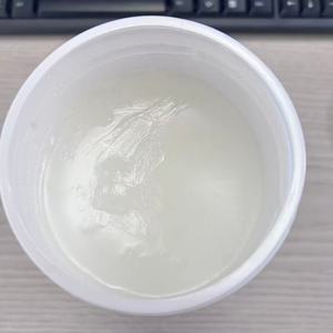 Gelée de pétrole pure de haute qualité, qualité cosmétique, CAS 8009-03-8, pour les soins cosmétiques de la peau, au meilleur prix - Product Image 2