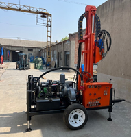 Petite plateforme de forage de puits d'eau portable, commande hydraulique diesel, profondeur 300 m, utilisation facile pour les exploitations agricoles, l'agriculture et la maison