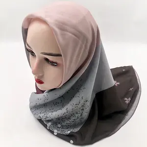 Sciarpa premium quadrata bawal stampata tudung hijab in voile di cotone personalizzato di design alla moda