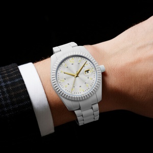 Montre à quartz de luxe pour homme, étanche 3 ATM, boîtier en plastique, cadran vert, aiguilles dorées, sertie de diamants, 40 mm, bracelet 20 mm, verre - Product Image 5