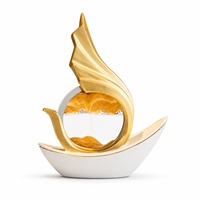 Sculpture d'art en résine blanc et or en forme de voilier avec sable mobile, décoration de table moderne pour salon et bureau