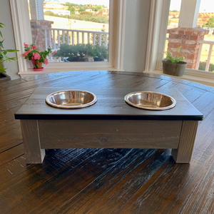 Soporte de tazón de alimentador de mascotas elevado de madera moderno con diseño grabado Características móviles y de desmontaje Forma rectangular para perros y gatos - Product Image 3