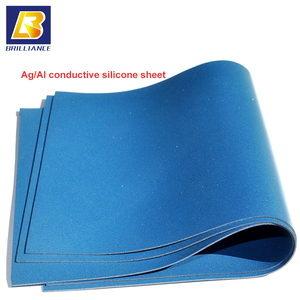 Usine personnalisée <span class=keywords><strong>en</strong></span> gros Ag/Al fluorosilicone <span class=keywords><strong>feuille</strong></span> de <span class=keywords><strong>silicone</strong></span> conducteur EMI joint coupe traitement <span class=keywords><strong>feuille</strong></span> de caoutchouc conducteur - Product Image 2