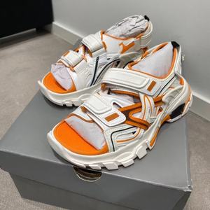 Sandalias Planas de Diseño de Lujo de Alta Calidad 2026, Sandalias Deportivas Transpirables y Ligeras para Caminar al Aire Libre para Hombre y Mujer - Product Image 5