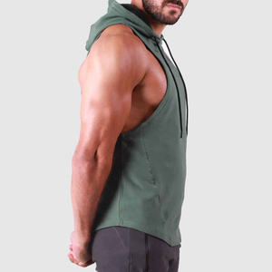 Hoodie de sport sans manches personnalisé pour homme, coupe régulière, avec fermeture éclair et poches, idéal pour l'entraînement et le streetwear. - Product Image 3