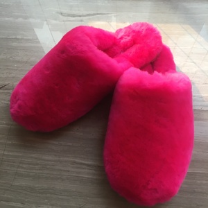 Pantuflas de Piel de Oveja Muy Bonitas, Nuk Nuk - Product Image 3