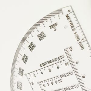 2 मिमी मोटाई 7 सेमी आकार के साथ प्रोट्रैक्टर को पढ़ने वाले पारदर्शी प्लास्टिक शेनकर मानचित्र स्वीकार करें - Product Image 2