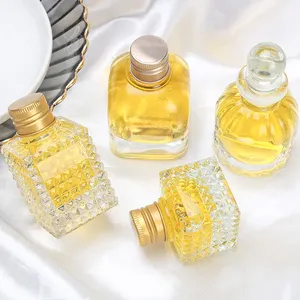 Grosir botol Madu parfum minyak esensial mahkota bundar kaca berulir Vintage dengan tutup 20ml 38ml 45ml 56ml