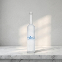Bouteille de vodka en verre transparent de fabrication chinoise, 750 ml, cylindrique, avec bouchon, logo personnalisé, givrage, sérigraphie, estampage doré