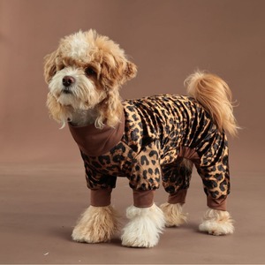 Ropa para Perros de Cuatro Patas Estilo Europeo Americano, Cómoda, de Poliéster, Diseño de Leopardo Decorativo para el Hogar, Otoño e Invierno, Sexy y Clásico - Product Image 3