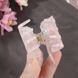 Venta al por mayor pequeño 7,5 cm PC mariposa horquilla Clip fantasía Color ácido acético alta sensibilidad tiburón Clip para el <span class=keywords><strong>cabello</strong></span> - Product Image 2