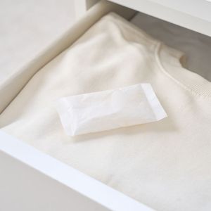 Closet Moisture Absorber Silica Gel <b>Dehumidifier</b> For Small Space Humidity Control And Storage Care - Product Image 4