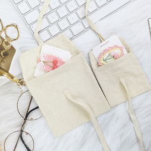 Pochette enveloppe à rabat en coton biologique réutilisable avec logo personnalisé, recyclable, pour emballage de chaussettes, montres, vêtements et cadeaux - Product Image 5